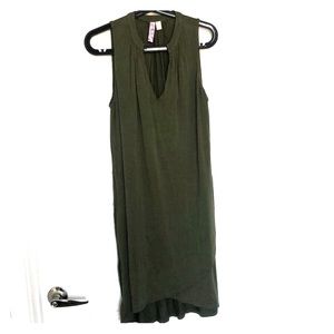 Francesca’s Collections S olive green dress